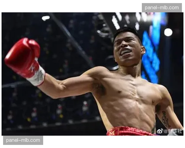 “巧克力”冈萨雷斯一致判定获胜，重夺WBA超蝇量级头衔