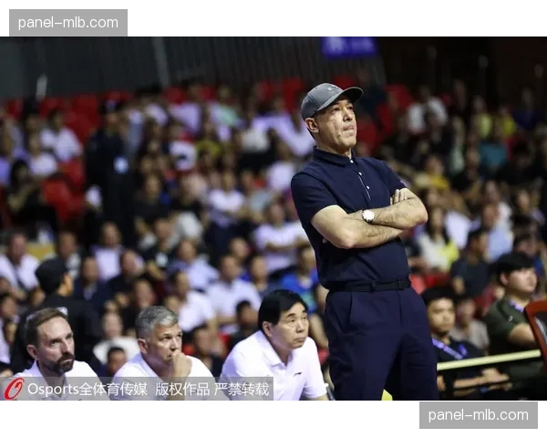 【2026年4月CBA联赛·人物·动态新疆男篮核心后卫赵睿左膝扭伤，预计缺席半决赛剩余比赛