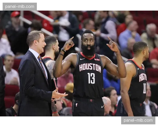 联盟官方公布年度奖项最终候选人名单,MVP三人角逐激烈 联盟官方公布年度奖项最终候选人名单,MVP三人角逐激烈